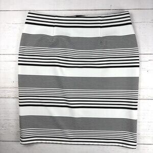 Pencil Skirt Size 2.5 (Women's 14)